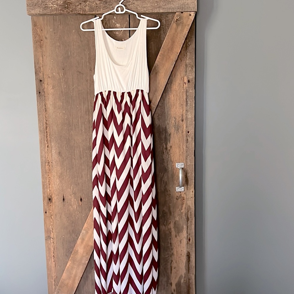 Boutique dress fits like a large